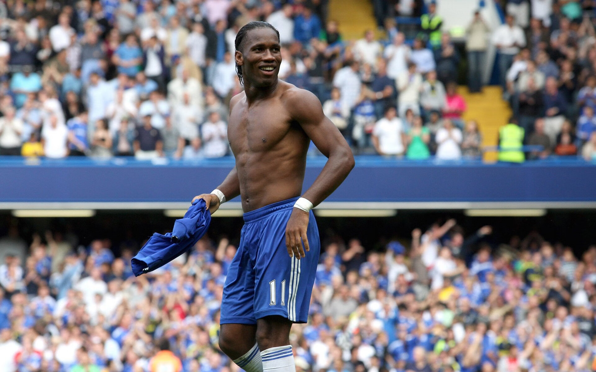 《使命召唤》赛事观众射击技巧：FPS玩家的反应速度与精准度，使命召唤射速怎么调