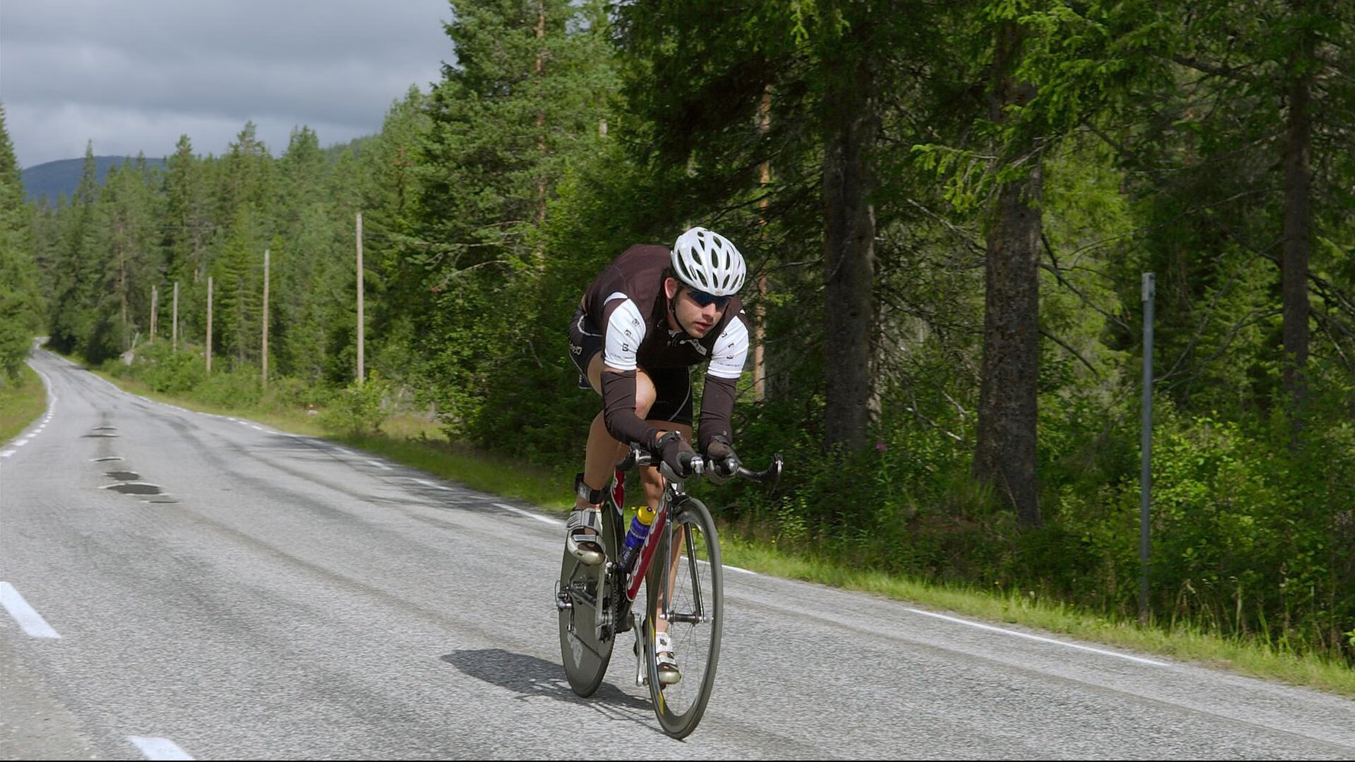 九游网页版官网入口-芝加哥之战：斯托亚科维奇在关键时刻，一记“贴地飞行”扣篮震撼全场！